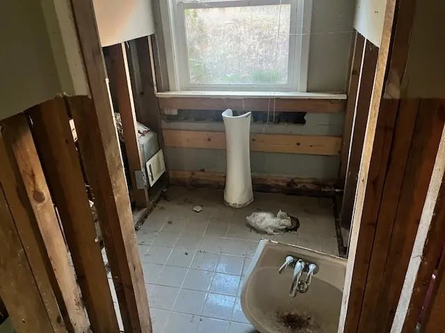 $300,000 | 3833 Leander Court, Tucker, GA 30084