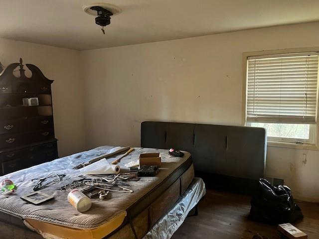 3833 Leander Court Tucker, GA 30084 - Photo 8 of 29 a bedroom with a bed and a dresser