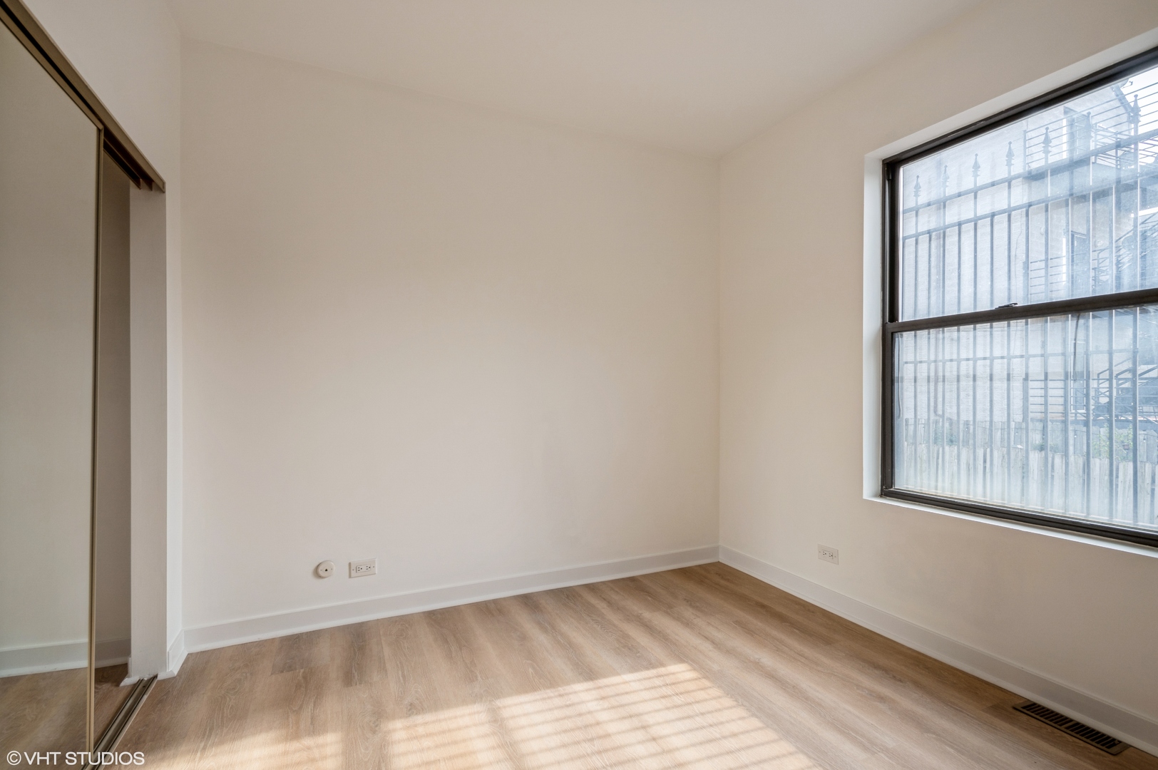 2845 West Division Street Chicago, IL 60622 - Photo 48 of 49 a view of an empty room with a window
