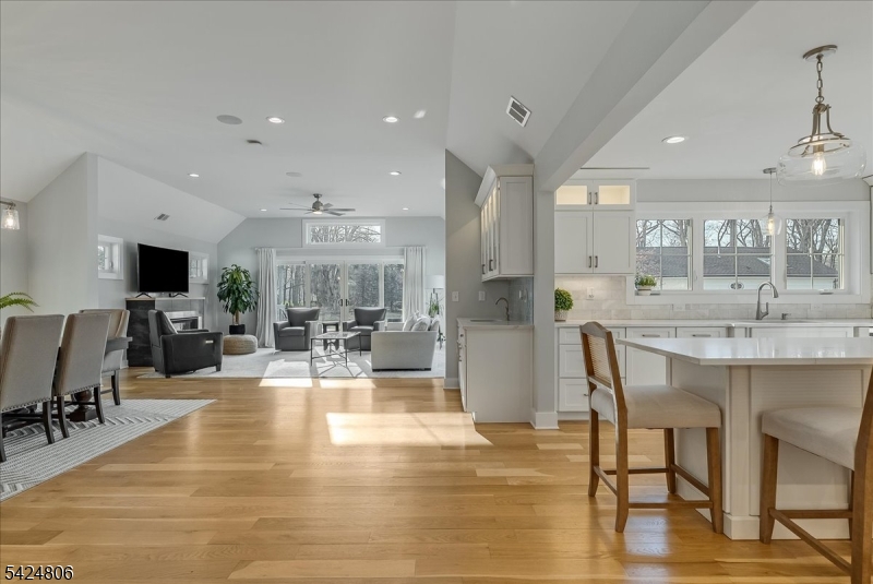 529 Openaki Road Denville, NJ 07834 - Photo 16 of 50