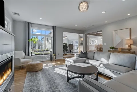 $1,800,000 | 529 Openaki Road, Denville, NJ 07834