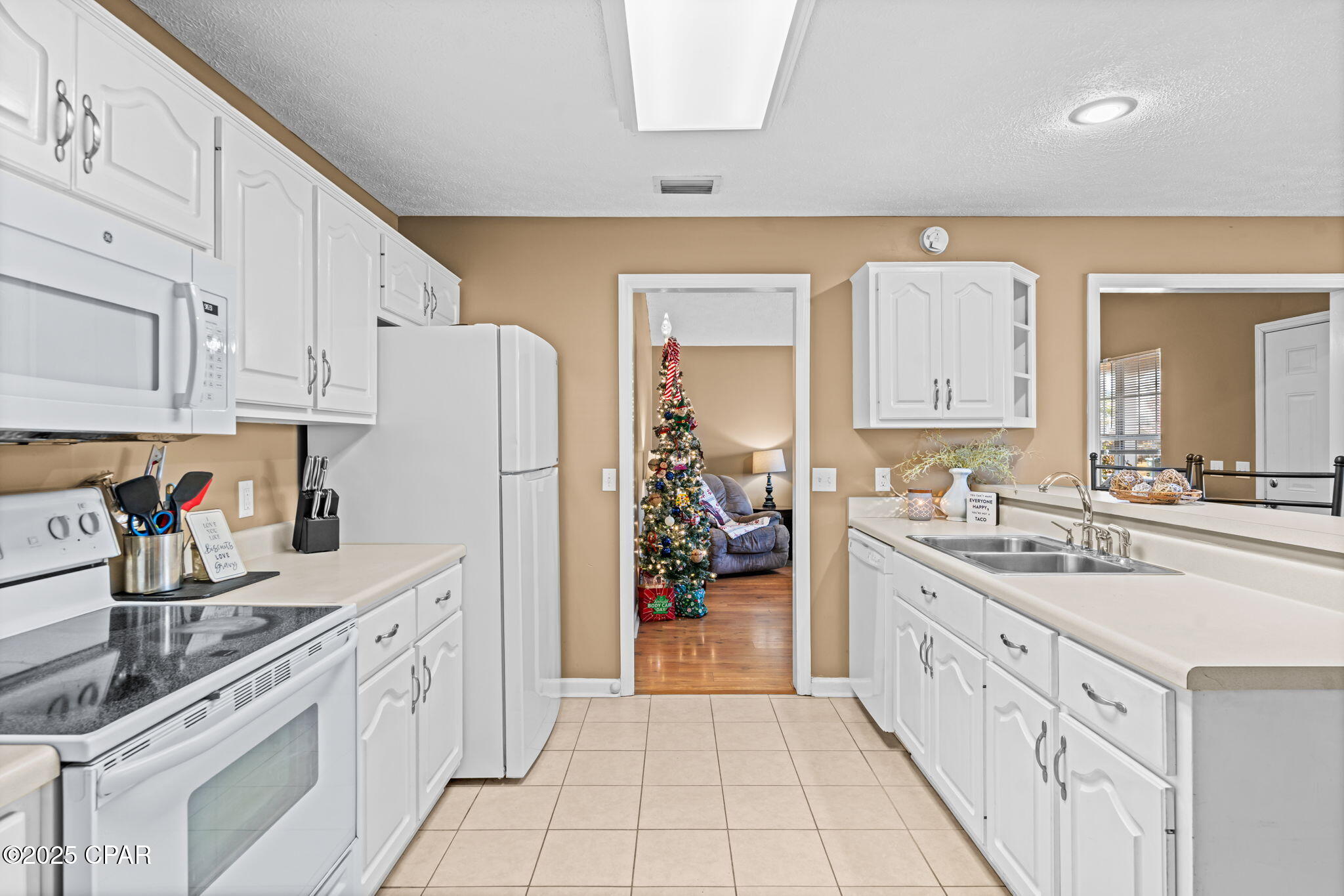 1815 Rhett Place Lynn Haven, FL 32444 - Photo 12 of 32