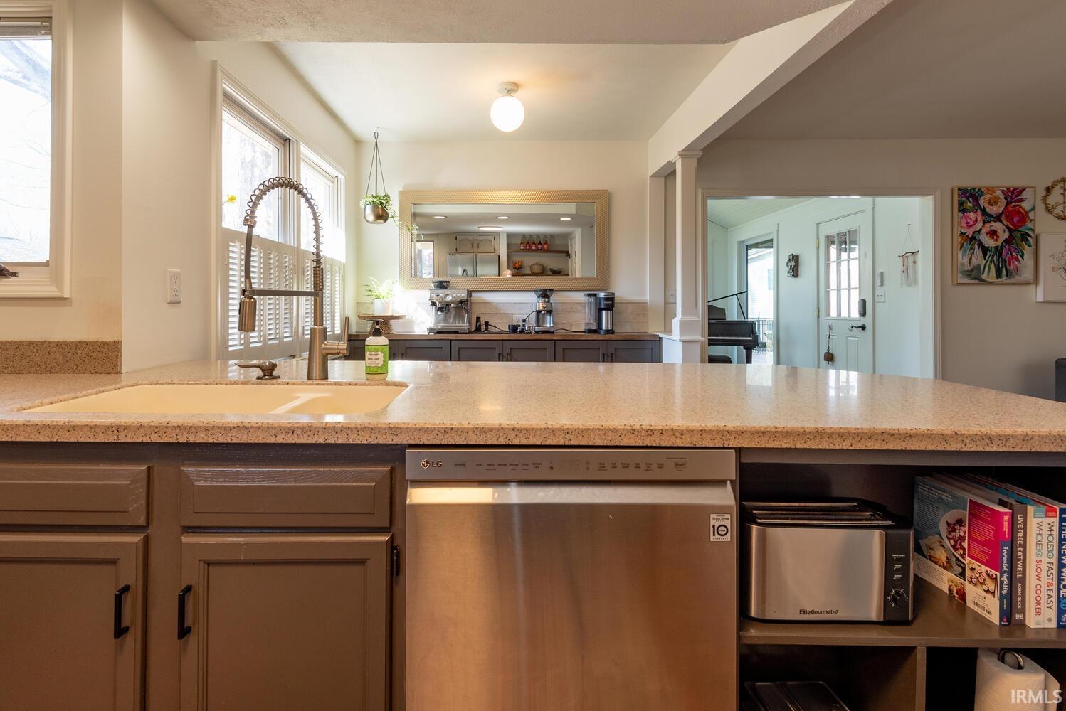 5075 North Union Valley Road Bloomington, IN 47404 - Photo 7 of 36