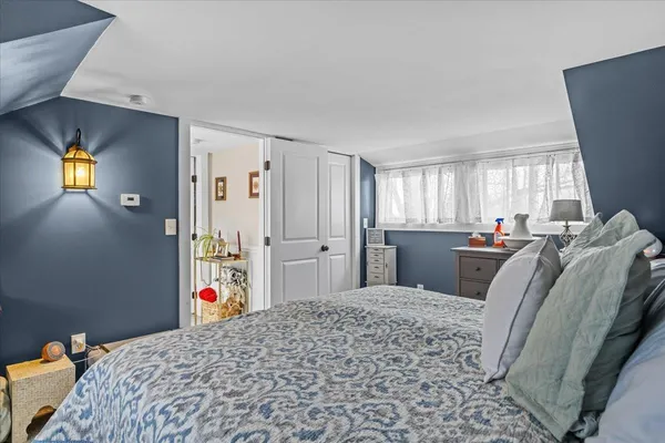 $447,500 | 205 Highway 2, Grand Isle, VT 05458