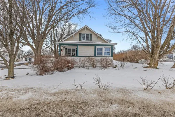 $447,500 | 205 Highway 2, Grand Isle, VT 05458