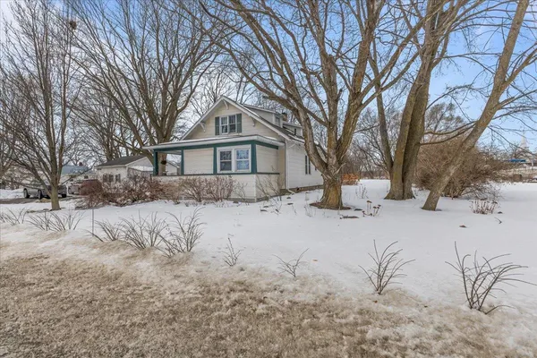 $447,500 | 205 Highway 2, Grand Isle, VT 05458