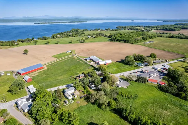 $445,000 | 205 Highway 2, Grand Isle, VT 05458