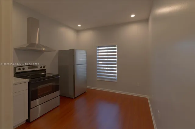 $2,300 | 8078 Northwest 200th Street, Unit A, Hialeah, FL 33015