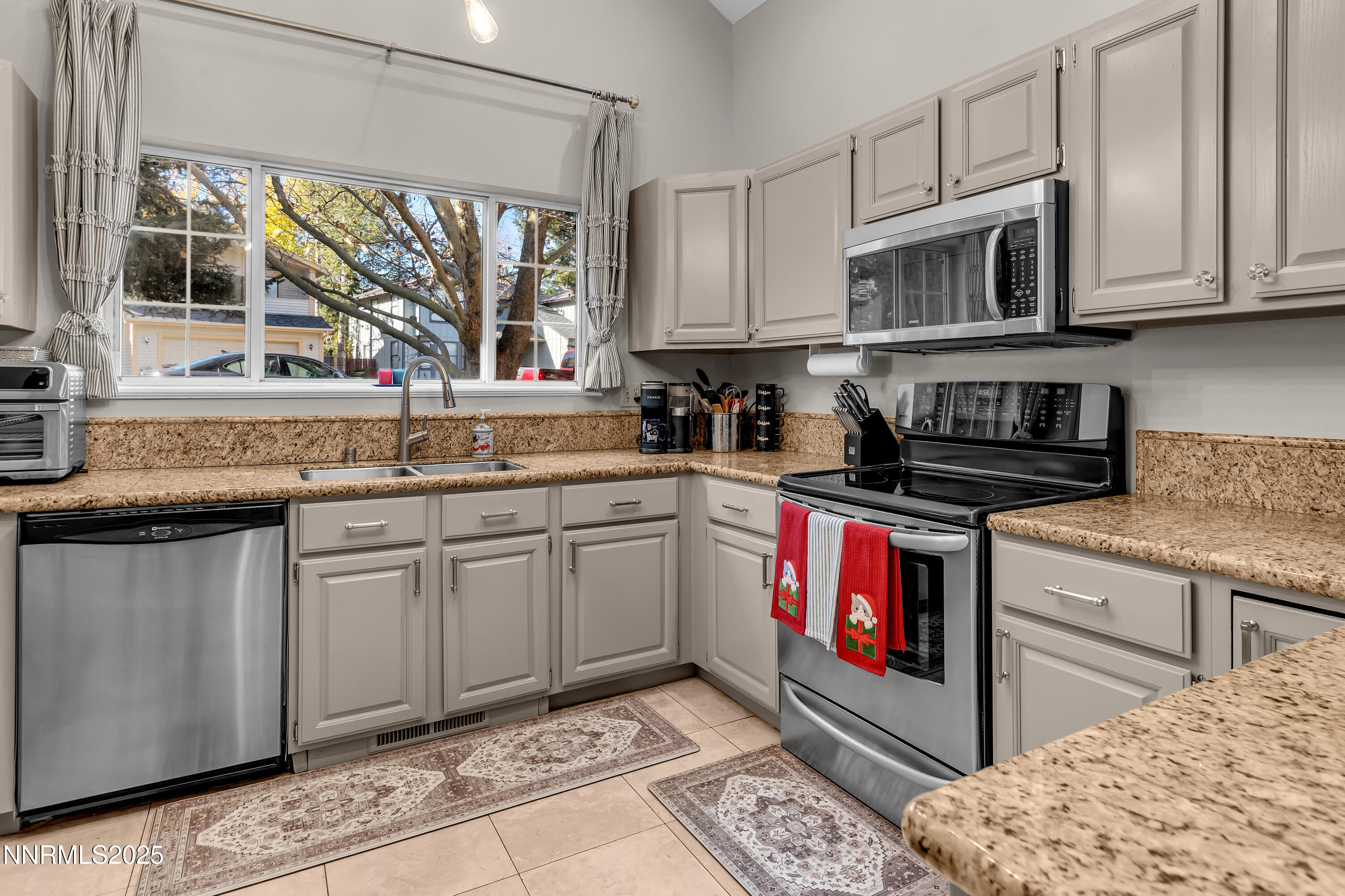 3900 Cashill Boulevard Reno, NV 89509 - Photo 23 of 62 Cashill3900-009