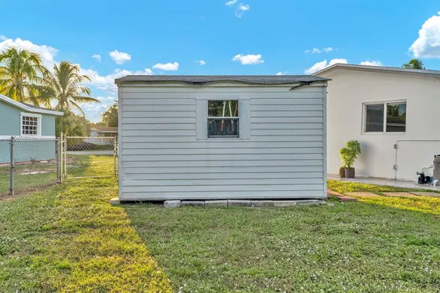 $4,450 | 290 Northwest 65th Avenue, Margate, FL 33063