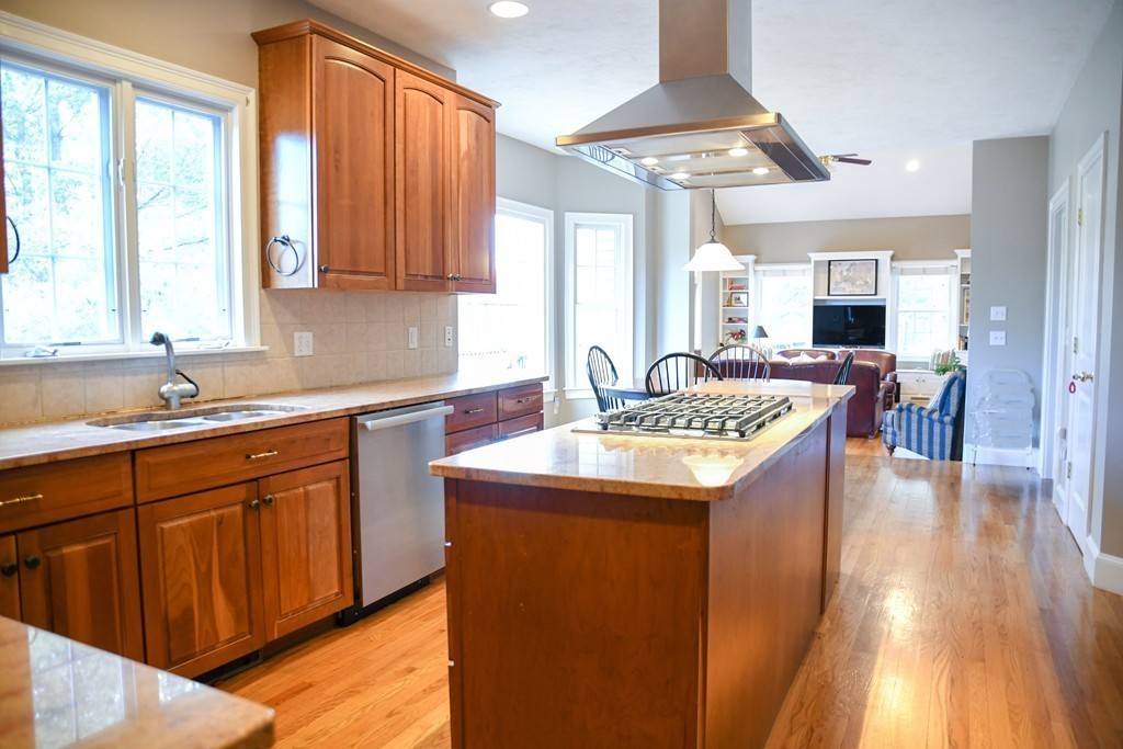 12 Elsbeth Road Sudbury, MA 01776 - Photo 6 of 29 Gallery Image 6