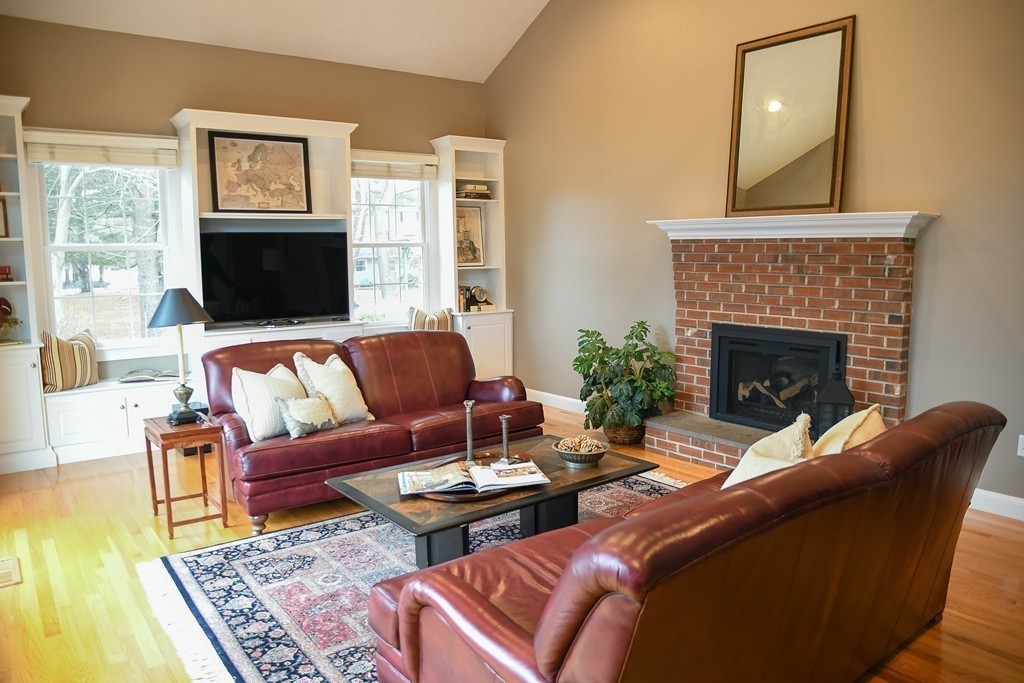 12 Elsbeth Road Sudbury, MA 01776 - Photo 9 of 29 Gallery Image 9