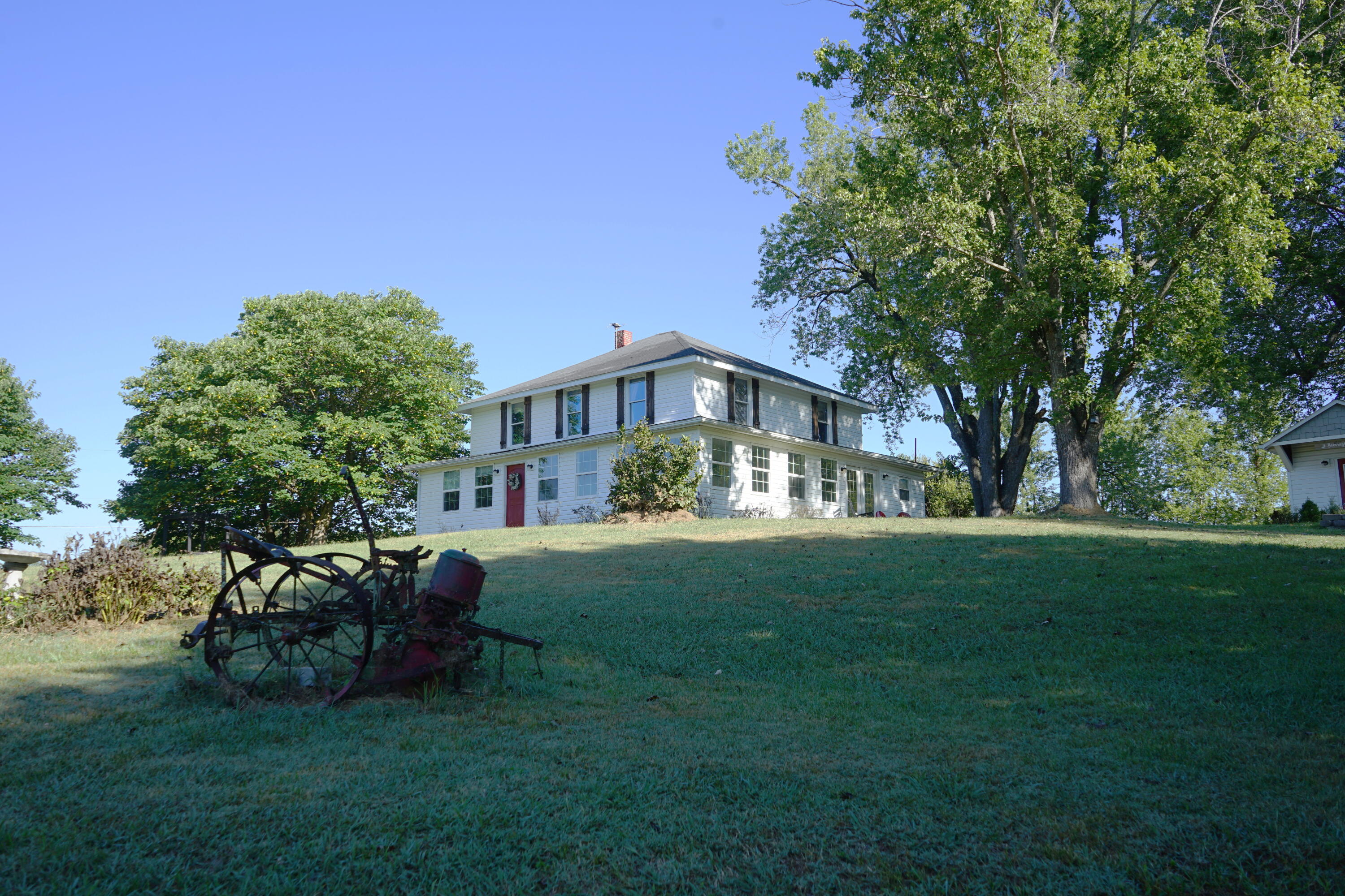 805 Longfield Road, Fincastle, VA 24090