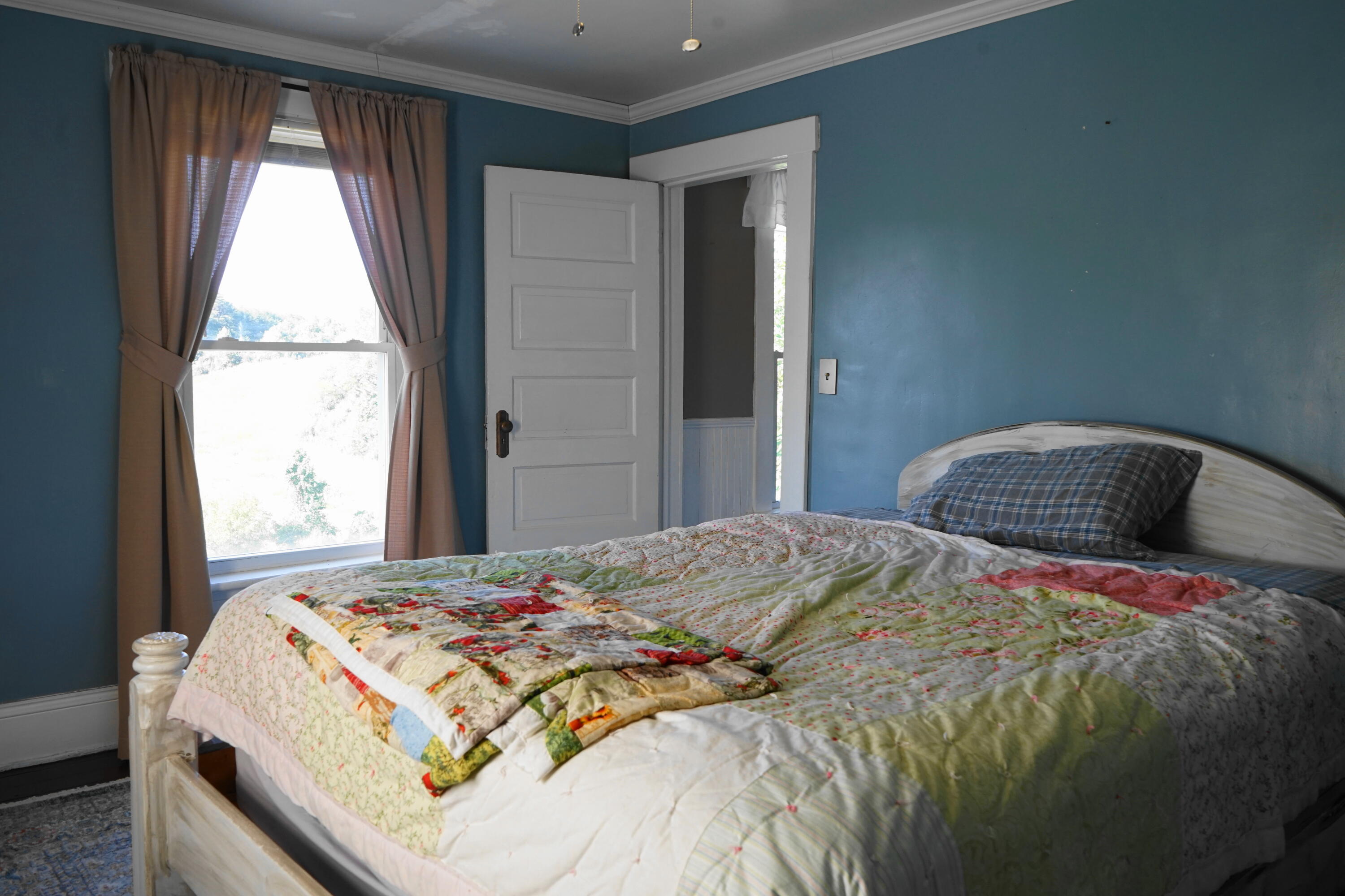 805 Longfield Road Fincastle, VA 24090 - Photo 48 of 75 Nice Views from Large Windows