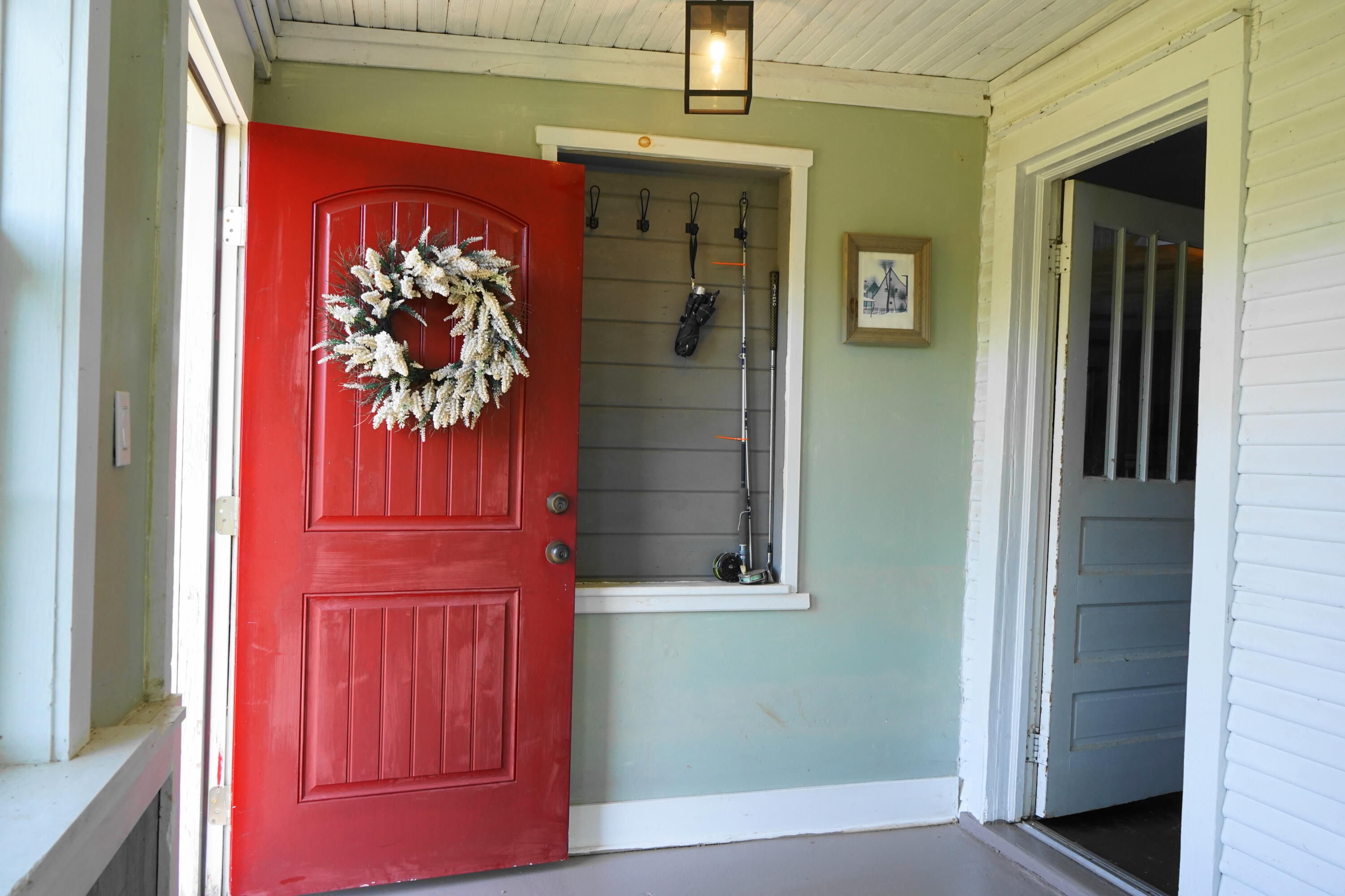 805 Longfield Road Fincastle, VA 24090 - Photo 7 of 75 Front Entrance