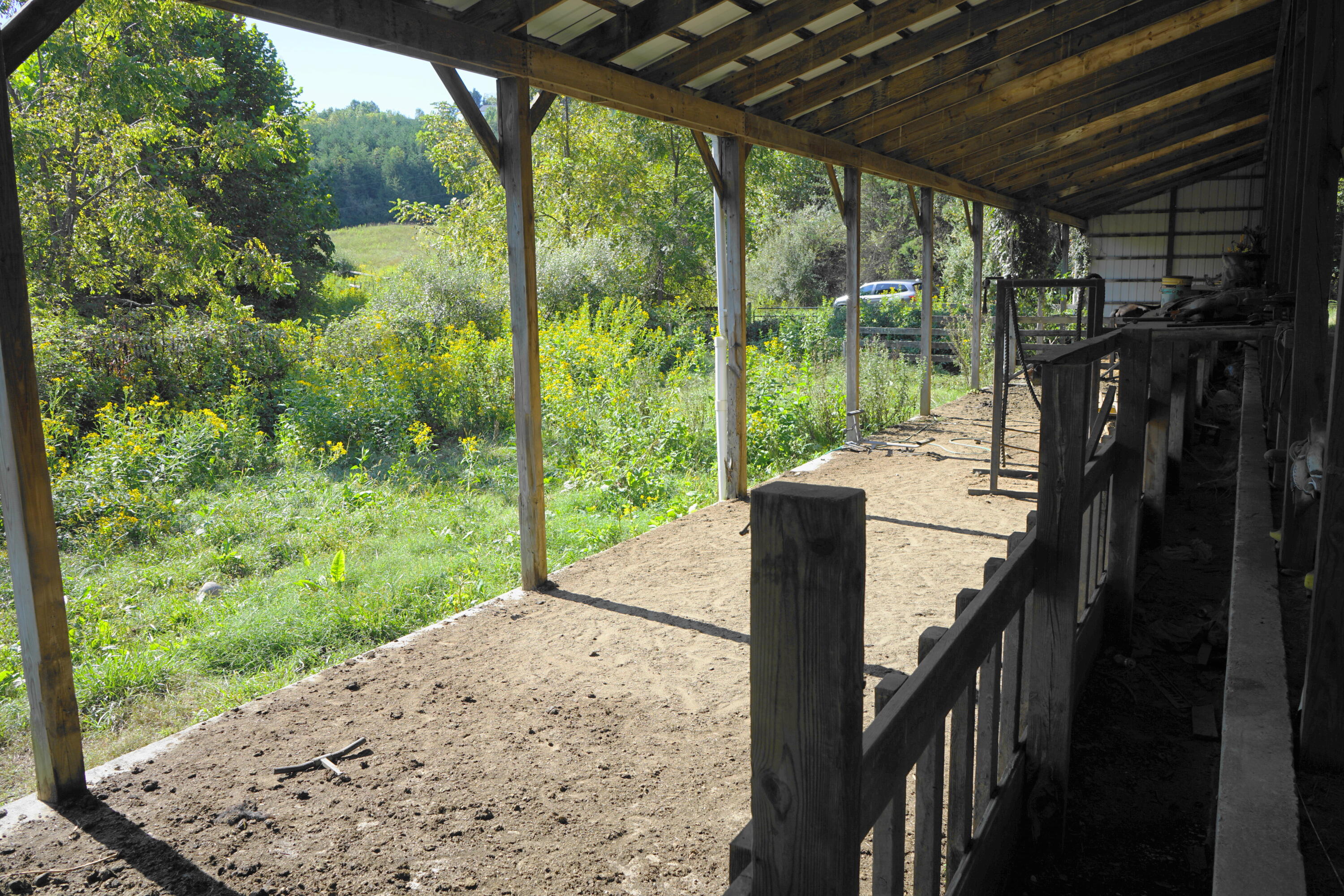 805 Longfield Road Fincastle, VA 24090 - Photo 71 of 75 Run-in Shelter with Feeding Troughs