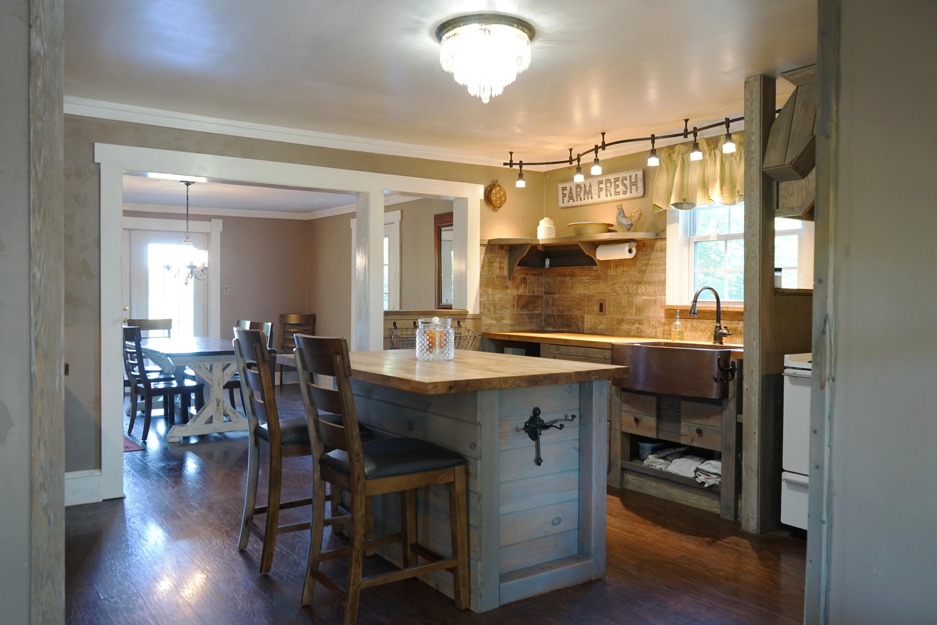 805 Longfield Road Fincastle, VA 24090 - Photo 10 of 75 Recently Renovated Kitchen