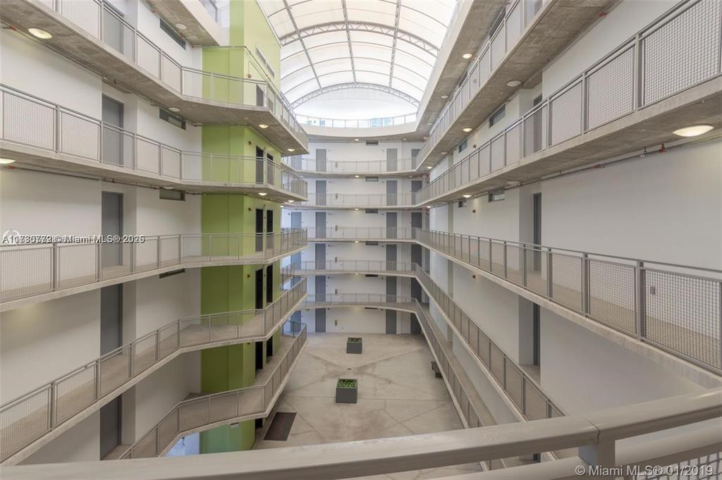 455 Northeast 25th Street, Unit 902 Miami, FL 33137 - Photo 2 of 12 Photo 2