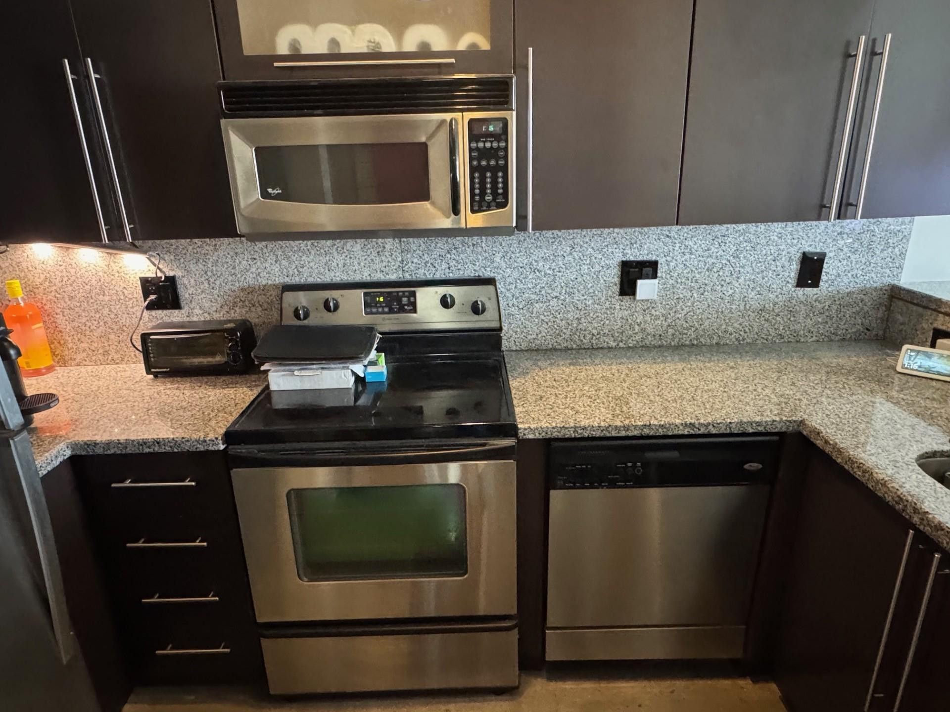 455 Northeast 25th Street, Unit 902 Miami, FL 33137 - Photo 7 of 12 Photo 7