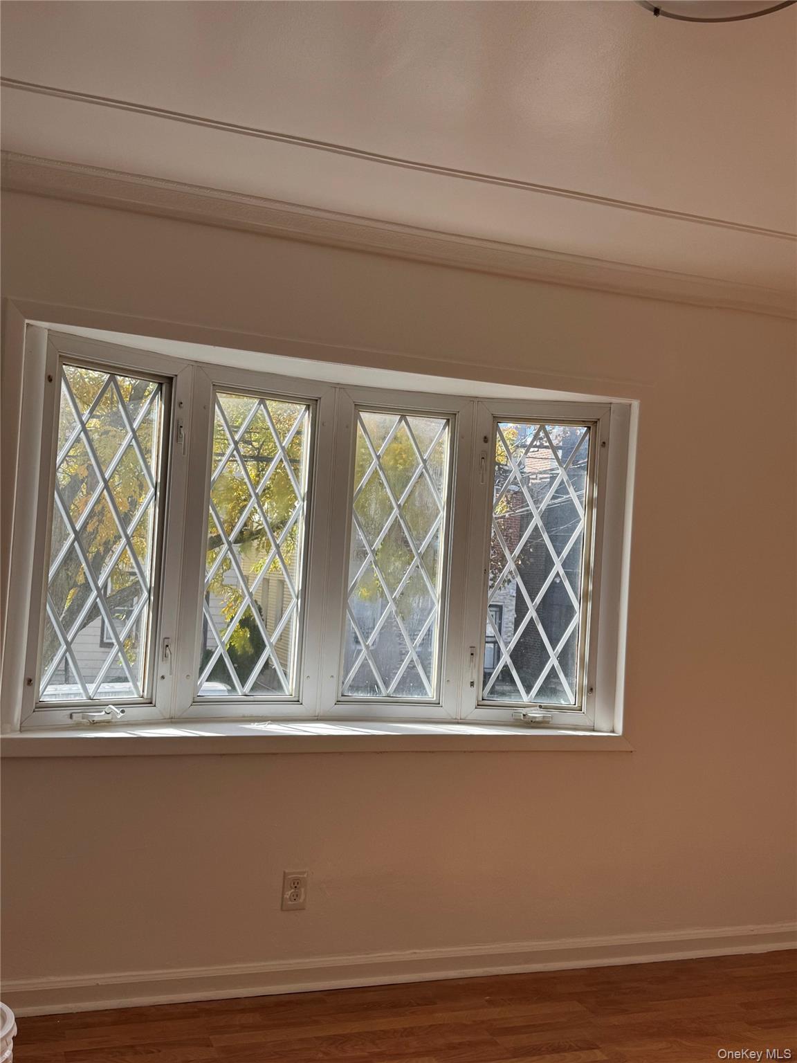 1574 Paulding Avenue, Unit 2 Bronx, NY 10462 - Photo 12 of 25 a view of painting on the wall