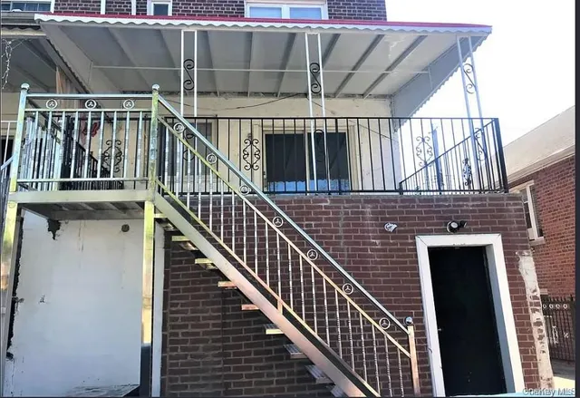 $3,500 | 1574 Paulding Avenue, Unit 2 | Morris Park