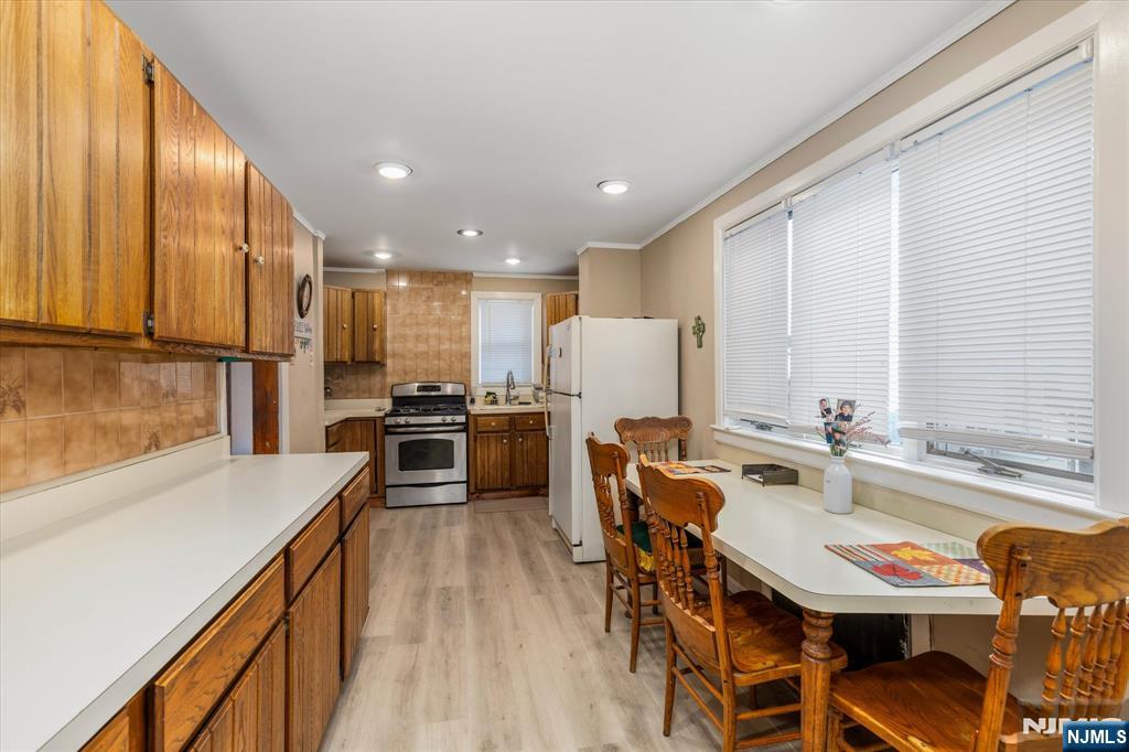 320 Watson Avenue Lyndhurst, NJ 07071 - Photo 12 of 26