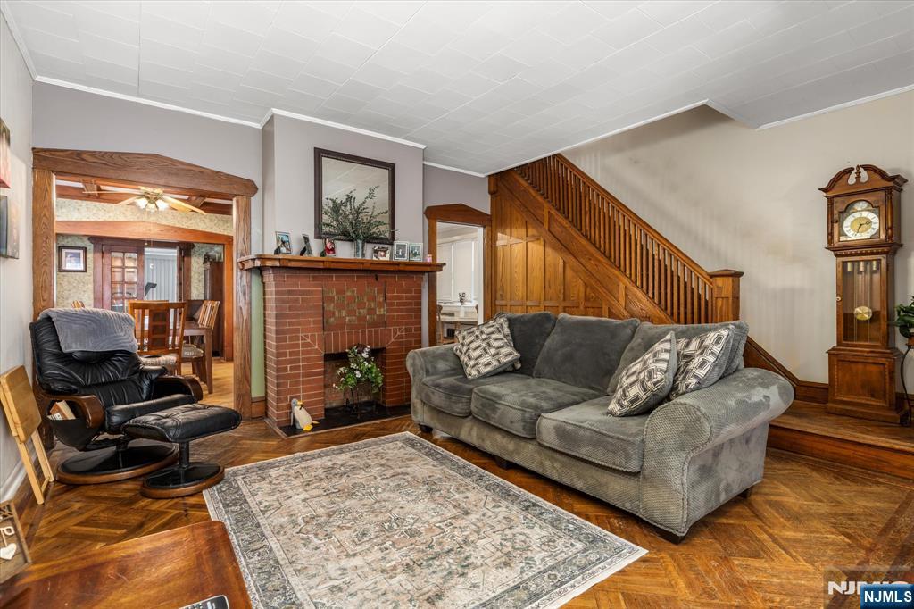 320 Watson Avenue Lyndhurst, NJ 07071 - Photo 6 of 26