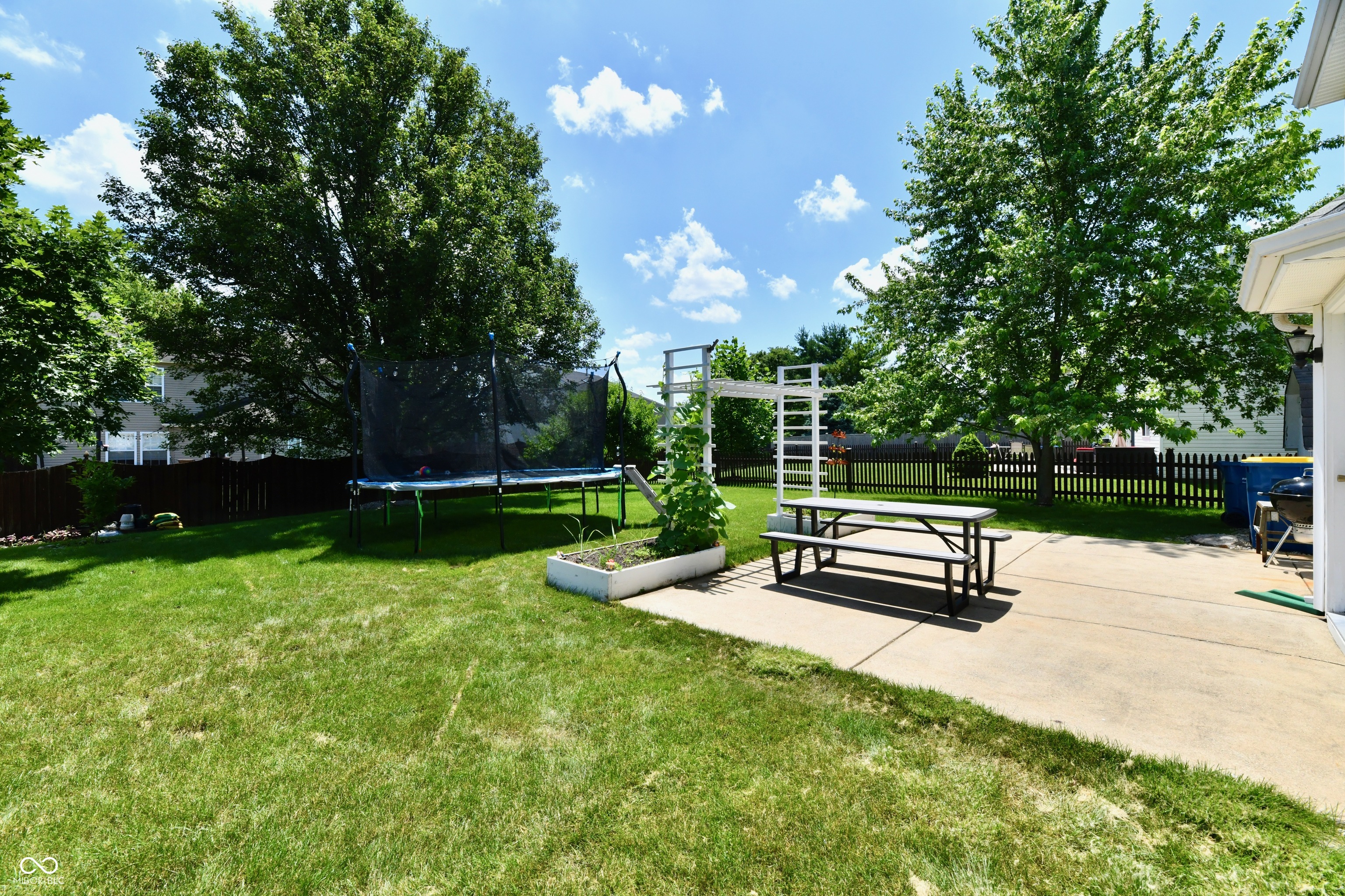 10539 Ross Crossing Fishers, IN 46038 - Photo 21 of 66