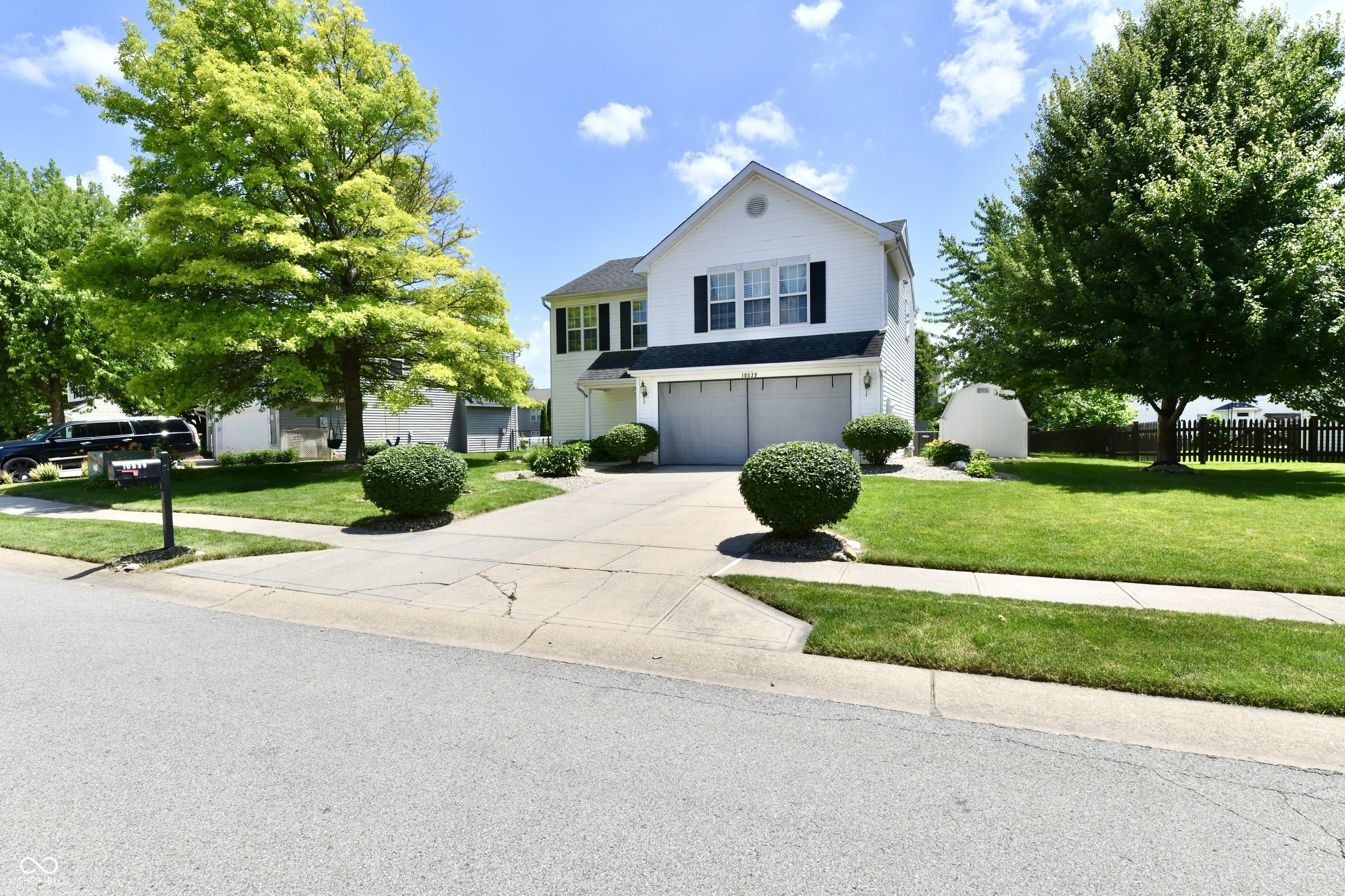 10539 Ross Crossing Fishers, IN 46038 - Photo 4 of 66