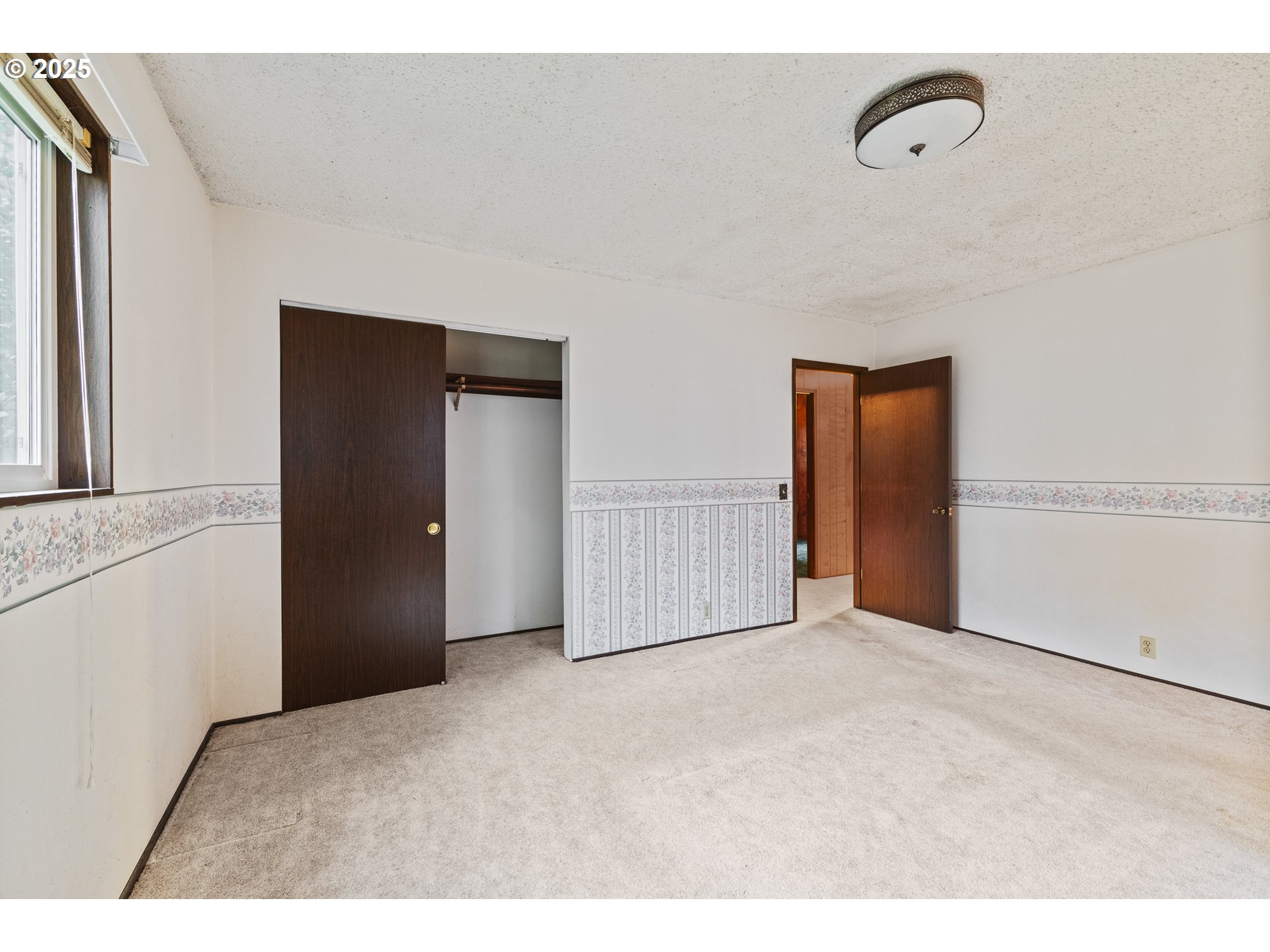 57247 Fairview Road Coquille, OR 97423 - Photo 33 of 45 a view of an empty room