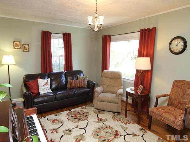 919 Elm Street Raleigh, NC 27604 - Photo 4 of 17