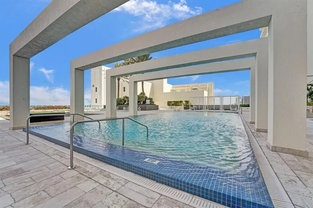 $7,900 | 101 South Fort Lauderdale Beach Boulevard, Unit 806, Fort Lauderdale, FL 33316