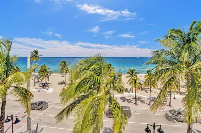 $7,900 | 101 South Fort Lauderdale Beach Boulevard, Unit 806, Fort Lauderdale, FL 33316