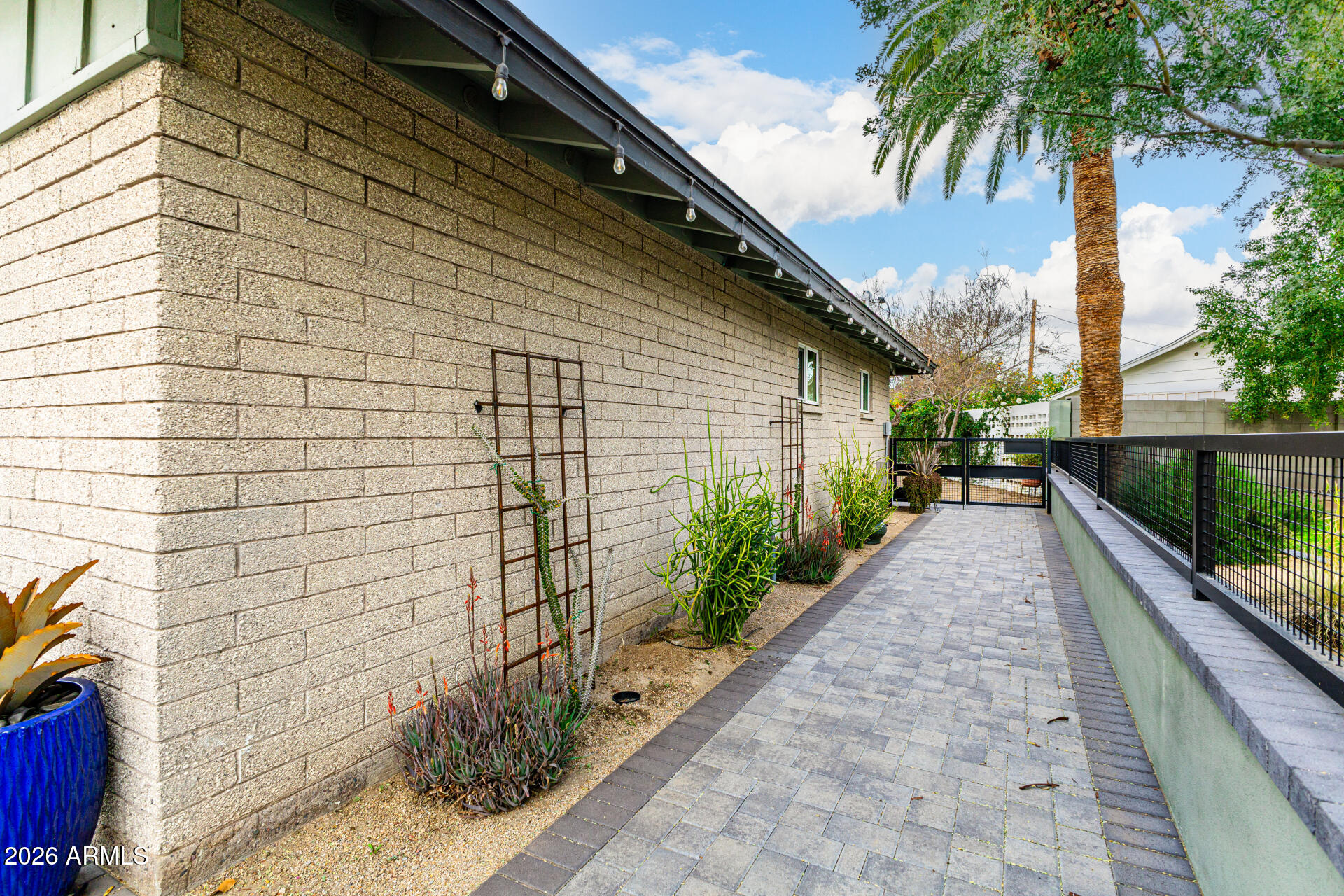 526 West Seldon Lane Phoenix, AZ 85021 - Photo 59 of 74 80-Seldon