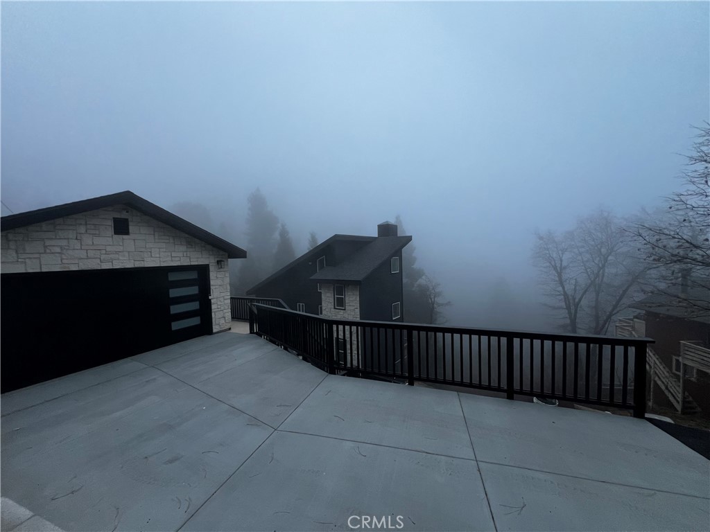 31383 Easy Street Running Springs, CA 92382 - Photo 3 of 28