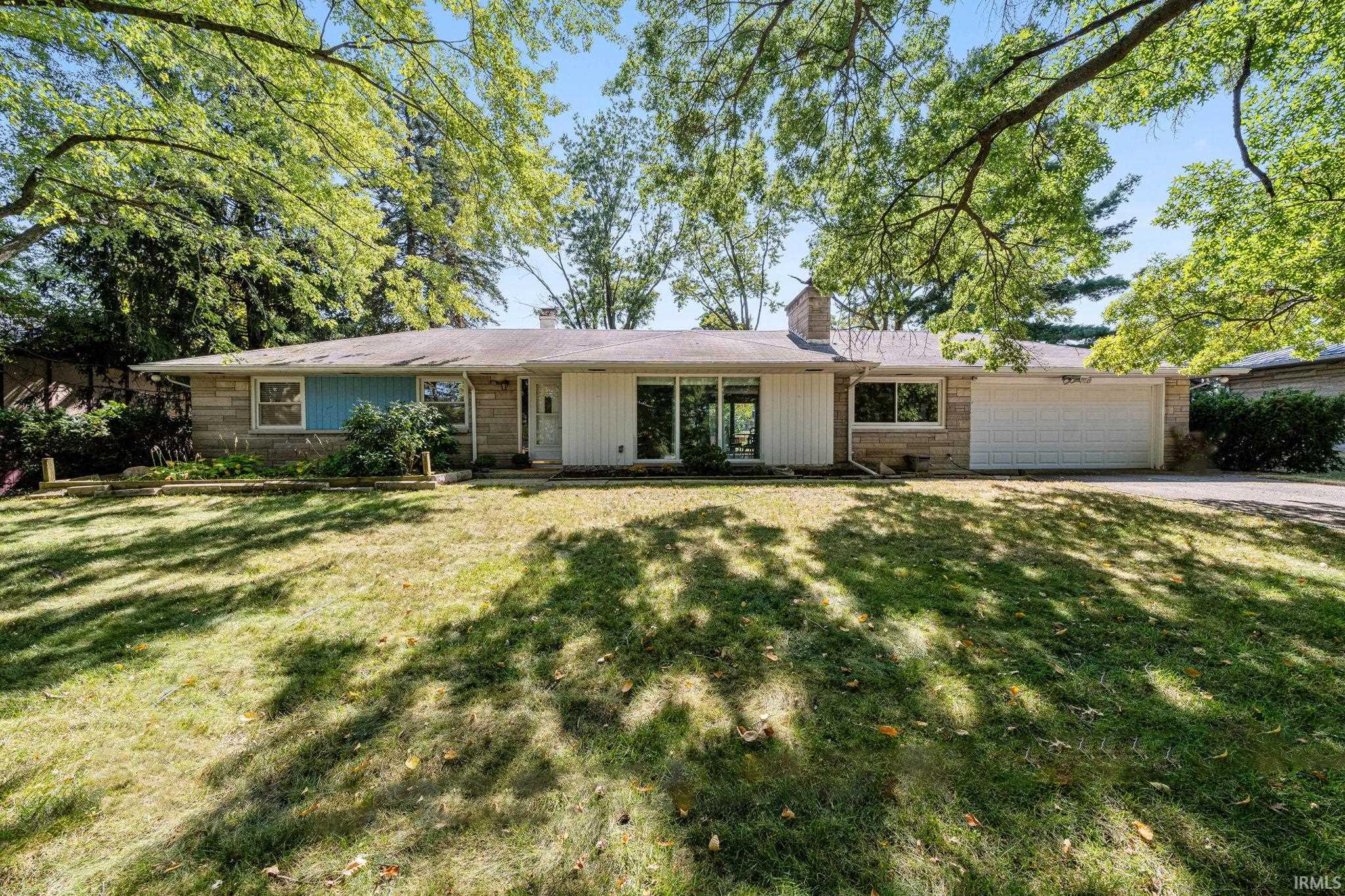 1820 Inwood Road South Bend, IN 46614 - Photo 1 of 26 Gallery Image 1