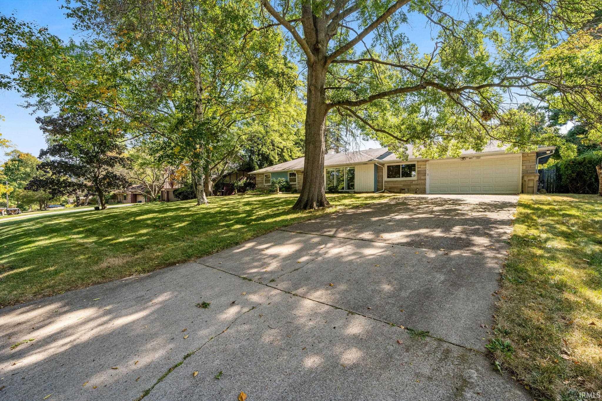 1820 Inwood Road South Bend, IN 46614 - Photo 2 of 26 Gallery Image 2