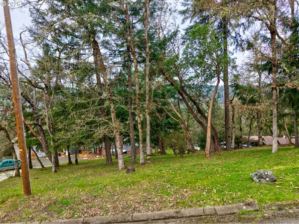 a view of an outdoor space with a lake view
