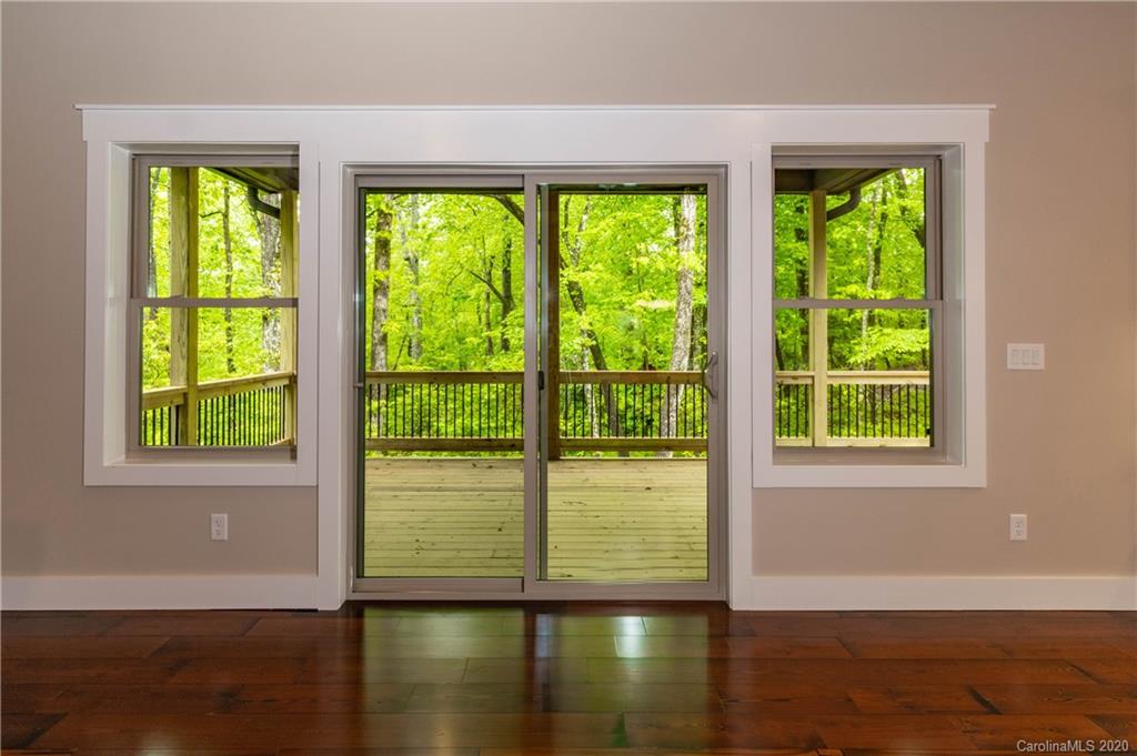 515 Cheulah Road, Unit L2/U22 Brevard, NC 28712 - Photo 15 of 39 Gallery Image 15