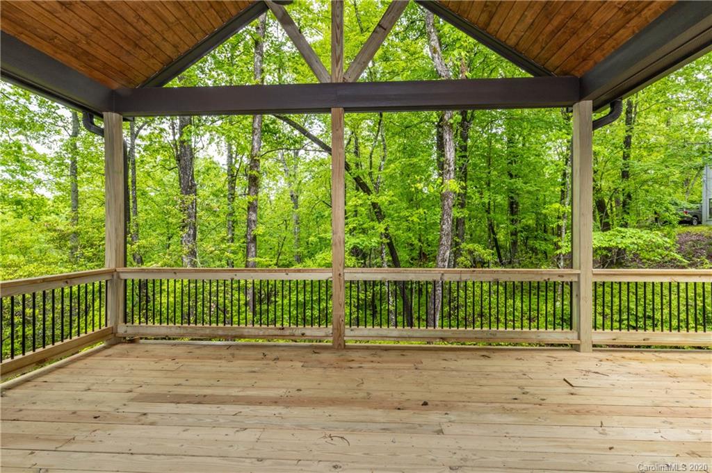 515 Cheulah Road, Unit L2/U22 Brevard, NC 28712 - Photo 16 of 39 Gallery Image 16