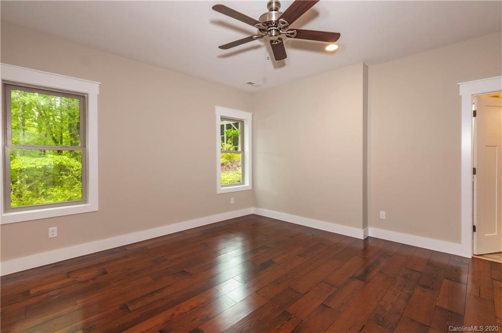 515 Cheulah Road, Unit L2/U22 Brevard, NC 28712 - Photo 18 of 39 Gallery Image 18