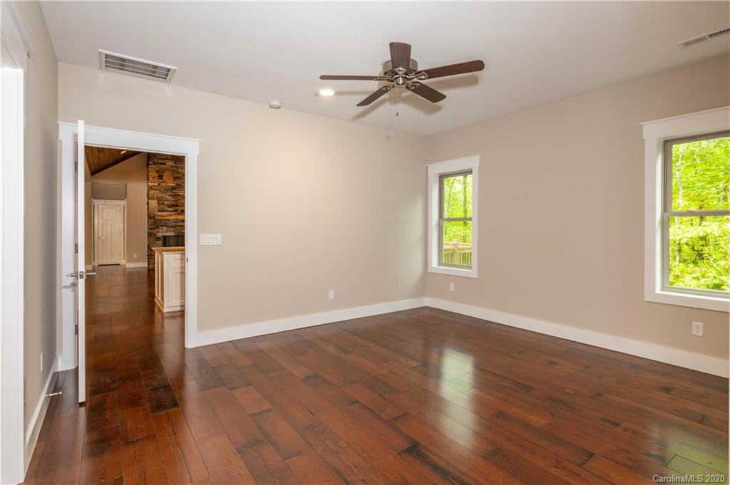 515 Cheulah Road, Unit L2/U22 Brevard, NC 28712 - Photo 19 of 39 Gallery Image 19