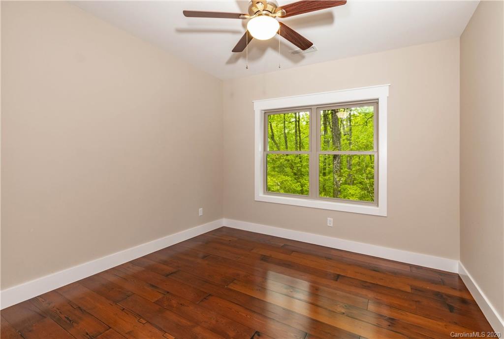 515 Cheulah Road, Unit L2/U22 Brevard, NC 28712 - Photo 24 of 39 Gallery Image 24