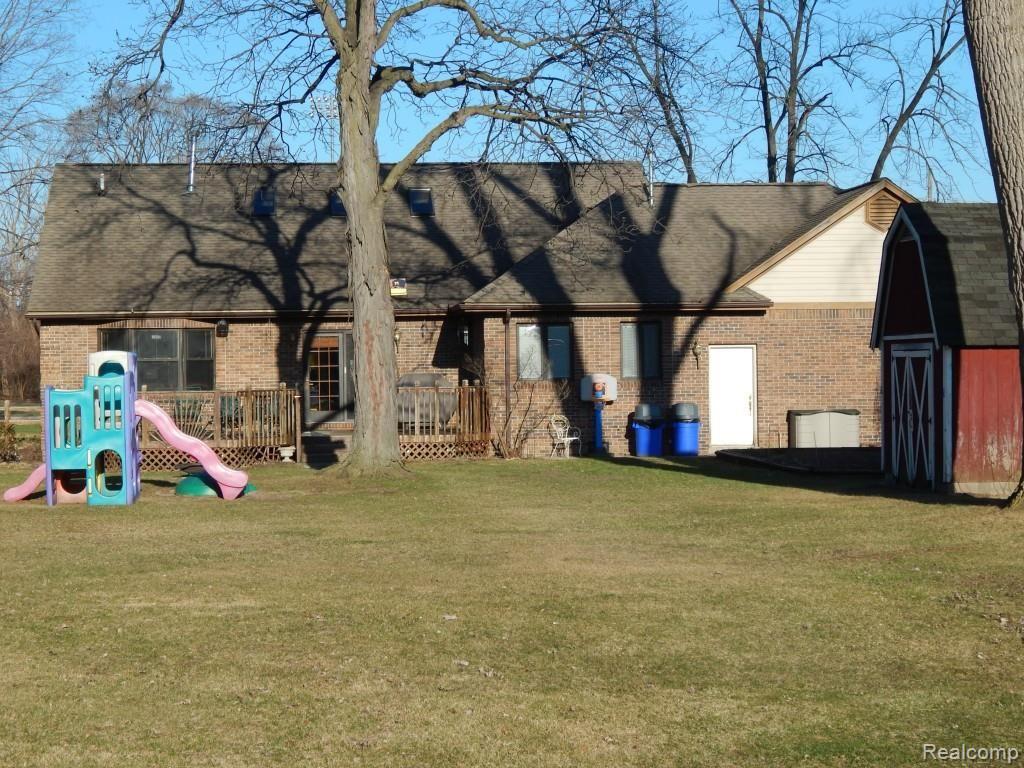 9219 Newburgh Road Livonia, MI 48150 - Photo 53 of 54 DSCN0024.jpg