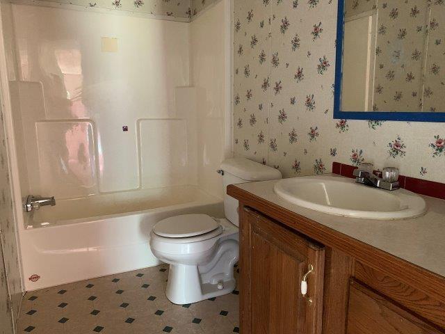 1819 Paint Rock Valley Road Philadelphia, TN 37846 - Photo 9 of 17 9 bathroom hallway