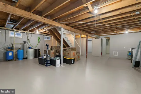 a view of utility room