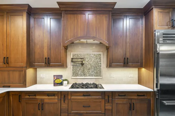 $1,650,000 | 2009 Mackenzie Place, Unit 2009, Wheaton, IL 60187