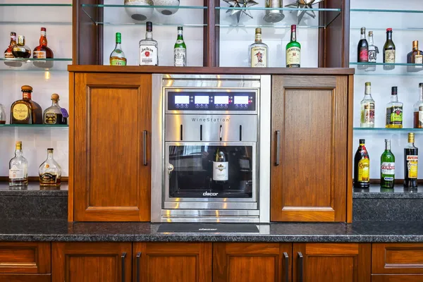 $1,650,000 | 2009 Mackenzie Place, Unit 2009, Wheaton, IL 60187