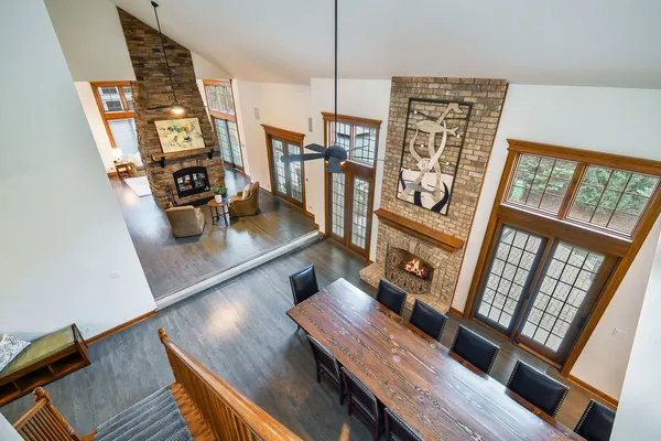 $1,650,000 | 2009 Mackenzie Place, Unit 2009, Wheaton, IL 60187