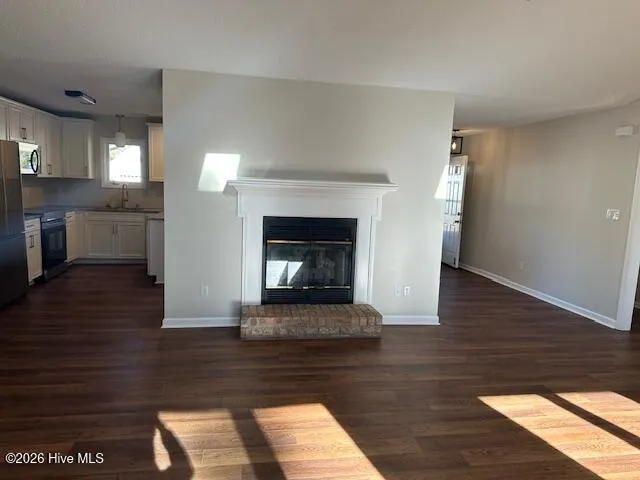 $2,300 | 211 Forest Oaks Drive, New Bern, NC 28562